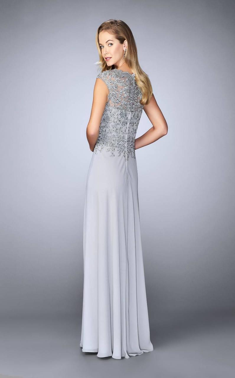 La Femme Fitted Scalloped Sweetheart Evening Dress 23286 - 1 pc Silver In Size 12 Available CCSALE 12 / Silver
