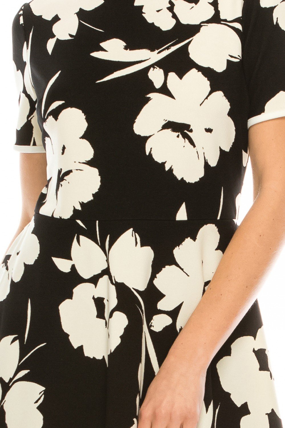 London Times - T4799M Short Sleeve Floral Print A-Line Short Dress In Black and Floral