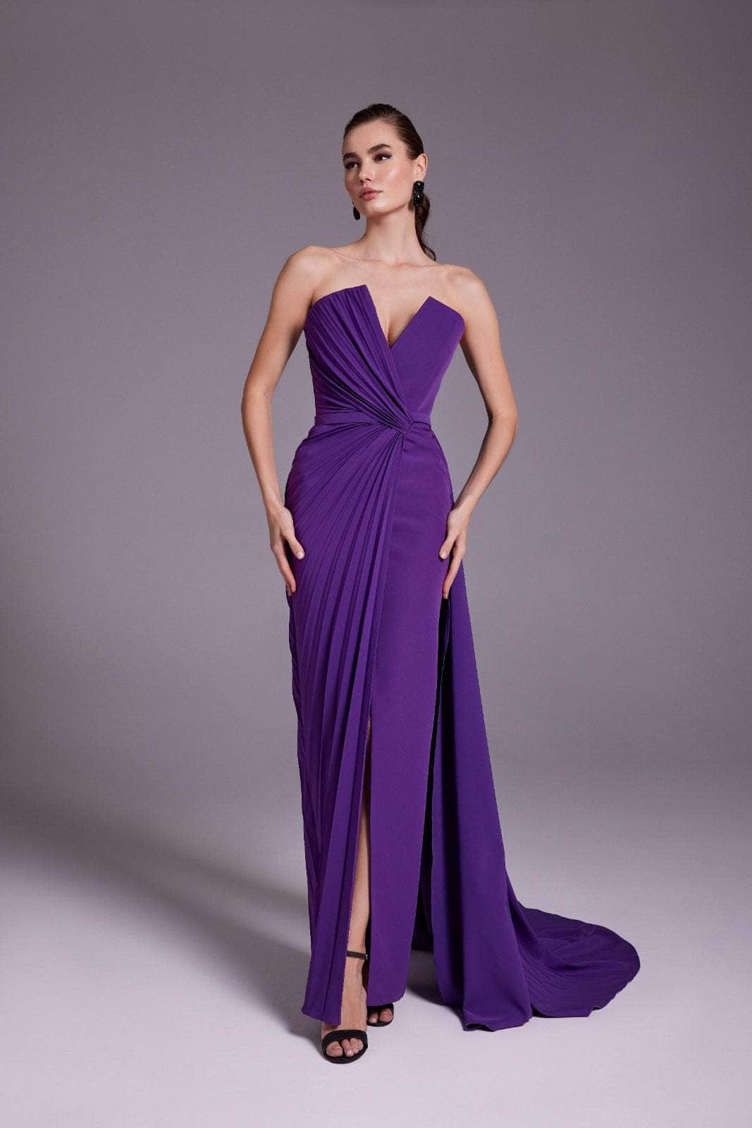 MNM COUTURE N0532 - V-Neck Gown