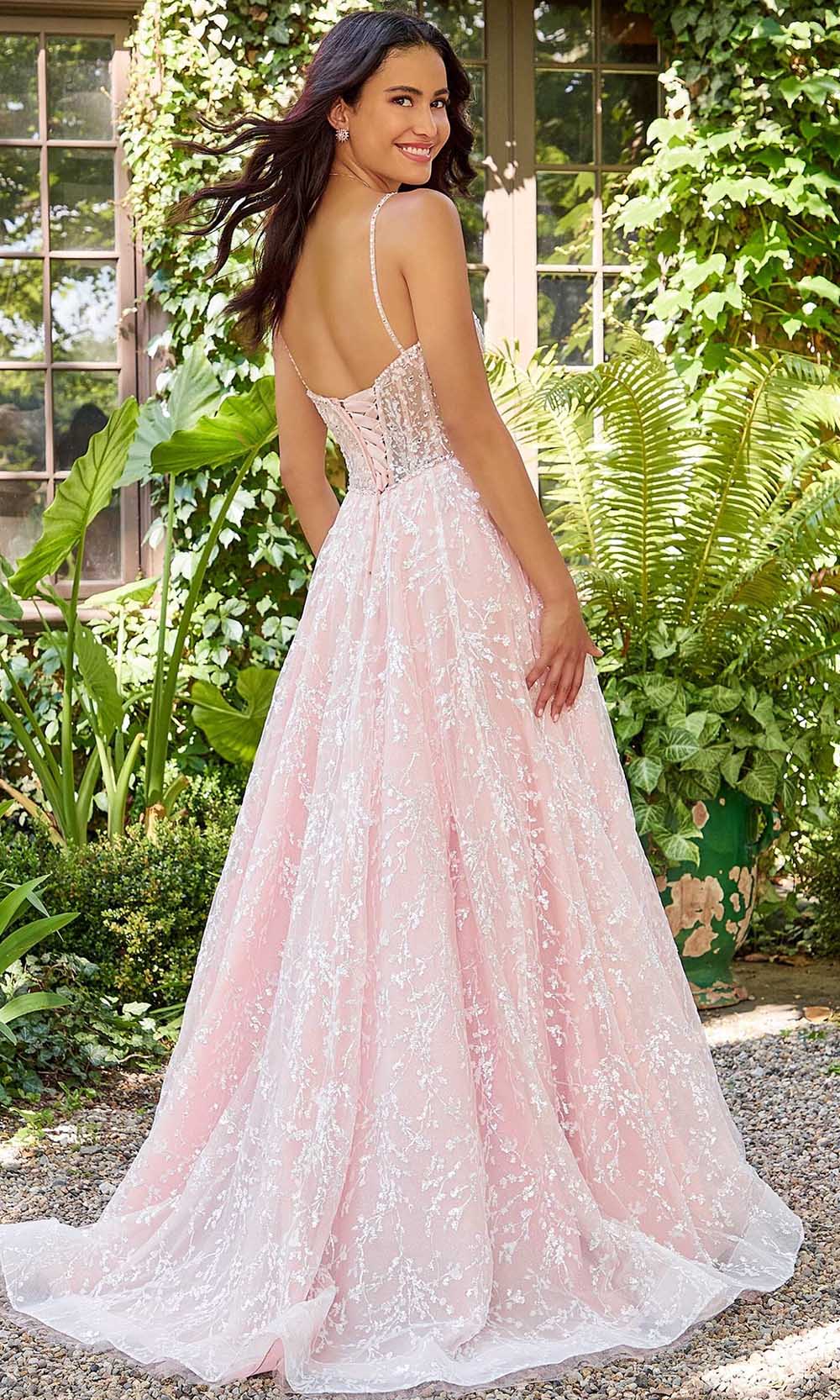 Mori Lee 47042 - Deep Sweetheart Neckline Formal Gown Prom Dresses