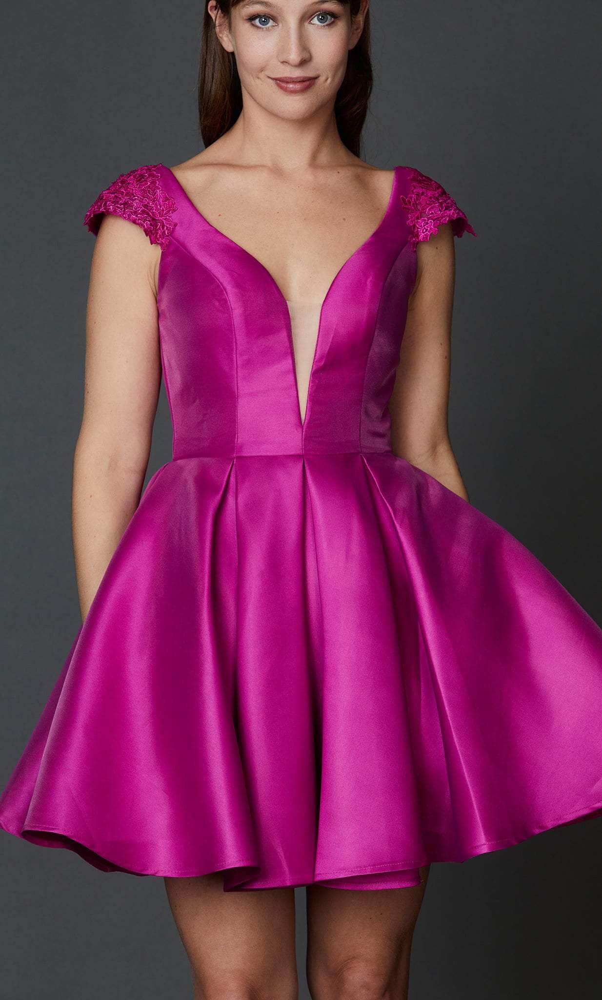 Nina Canacci 306 - Plunging Neck Cap Sleeve Cocktail Dress Special Occasion Dress