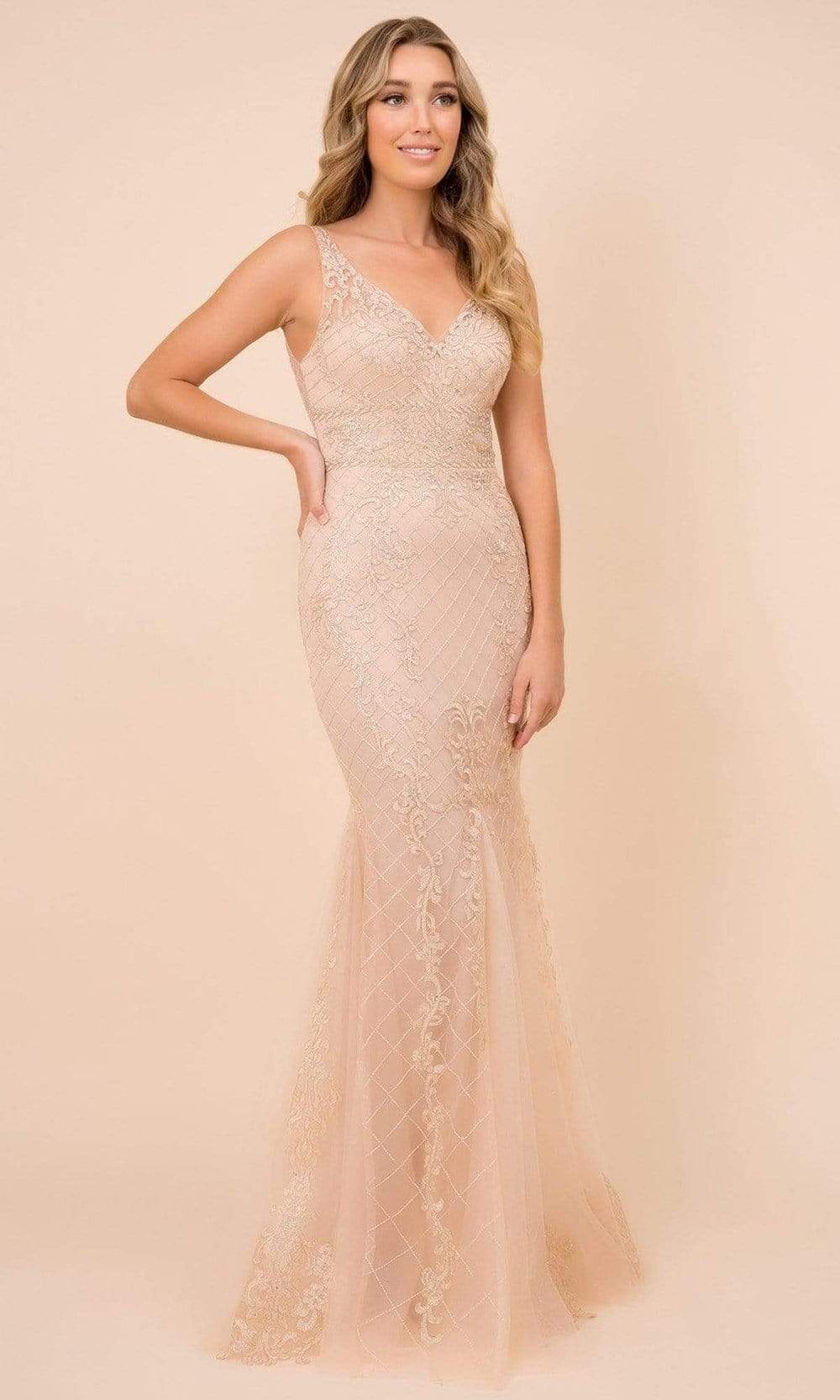 Nox Anabel - A398 Sleeveless V Neck Beaded Lace Applique Trumpet Gown Evening Dresses 4 / Gold