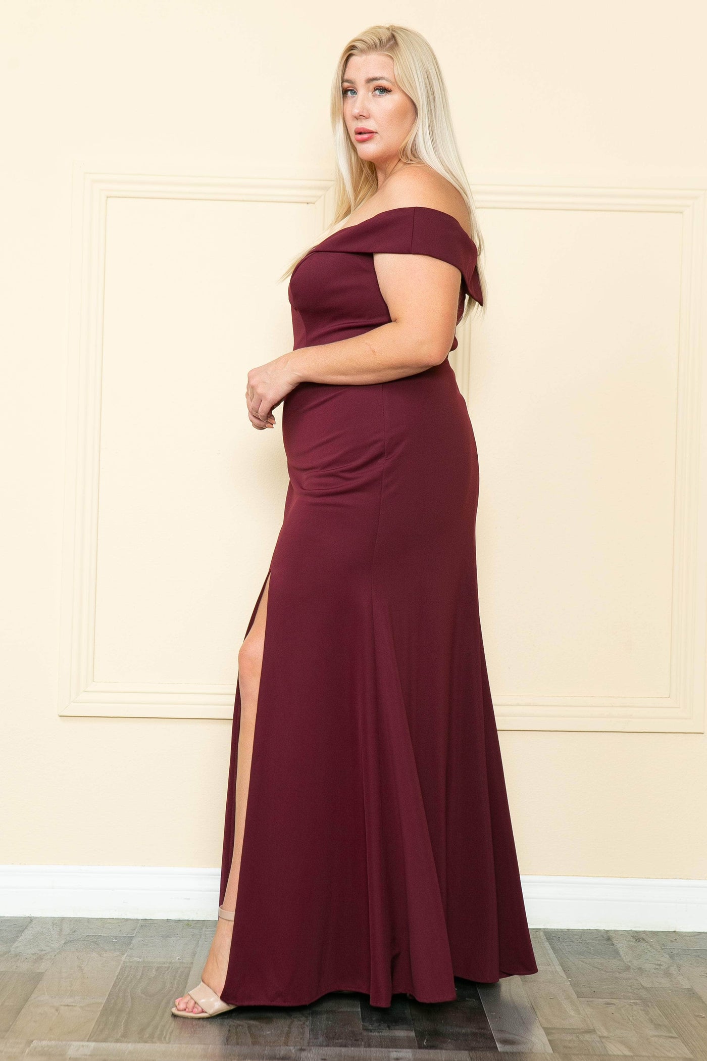 Poly USA W1118 - Off Shoulder Prom Dress