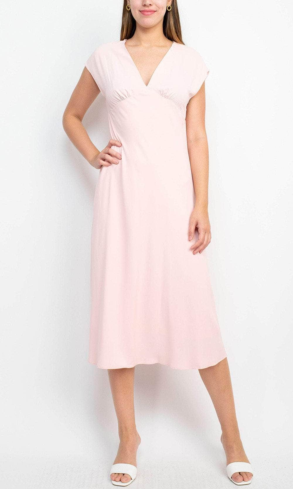 Sage Collective ST01W26 - V-Neck Sleeveless Dress Cocktail Dresses