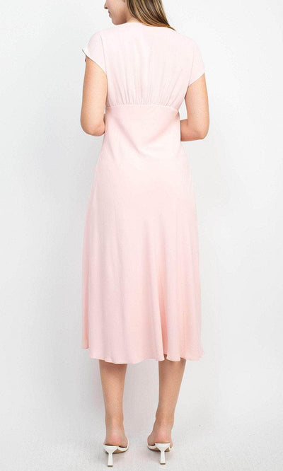 Sage Collective ST01W26 - V-Neck Sleeveless Dress Cocktail Dresses