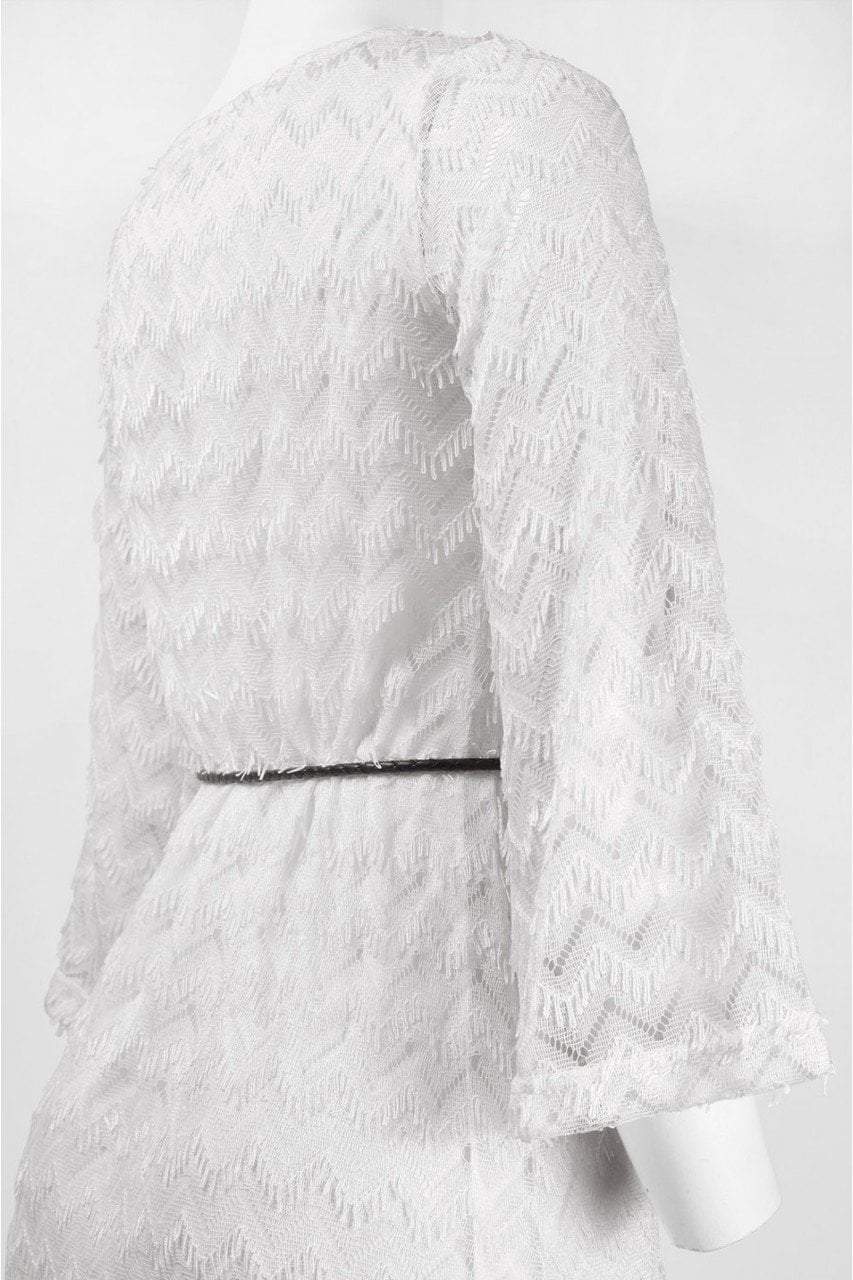 Sharagano - 4W4F164G5 Zigzag Textured Lace Sleeve Dress in White