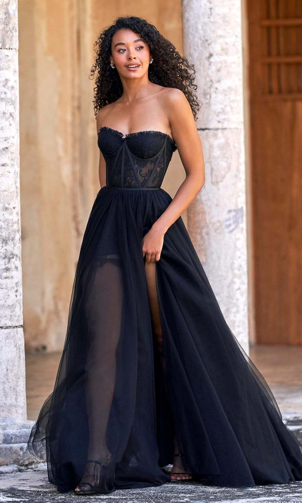 Sherri Hill - 54326 Sweetheart Corset Ballgown Prom Dresses 00 / Black