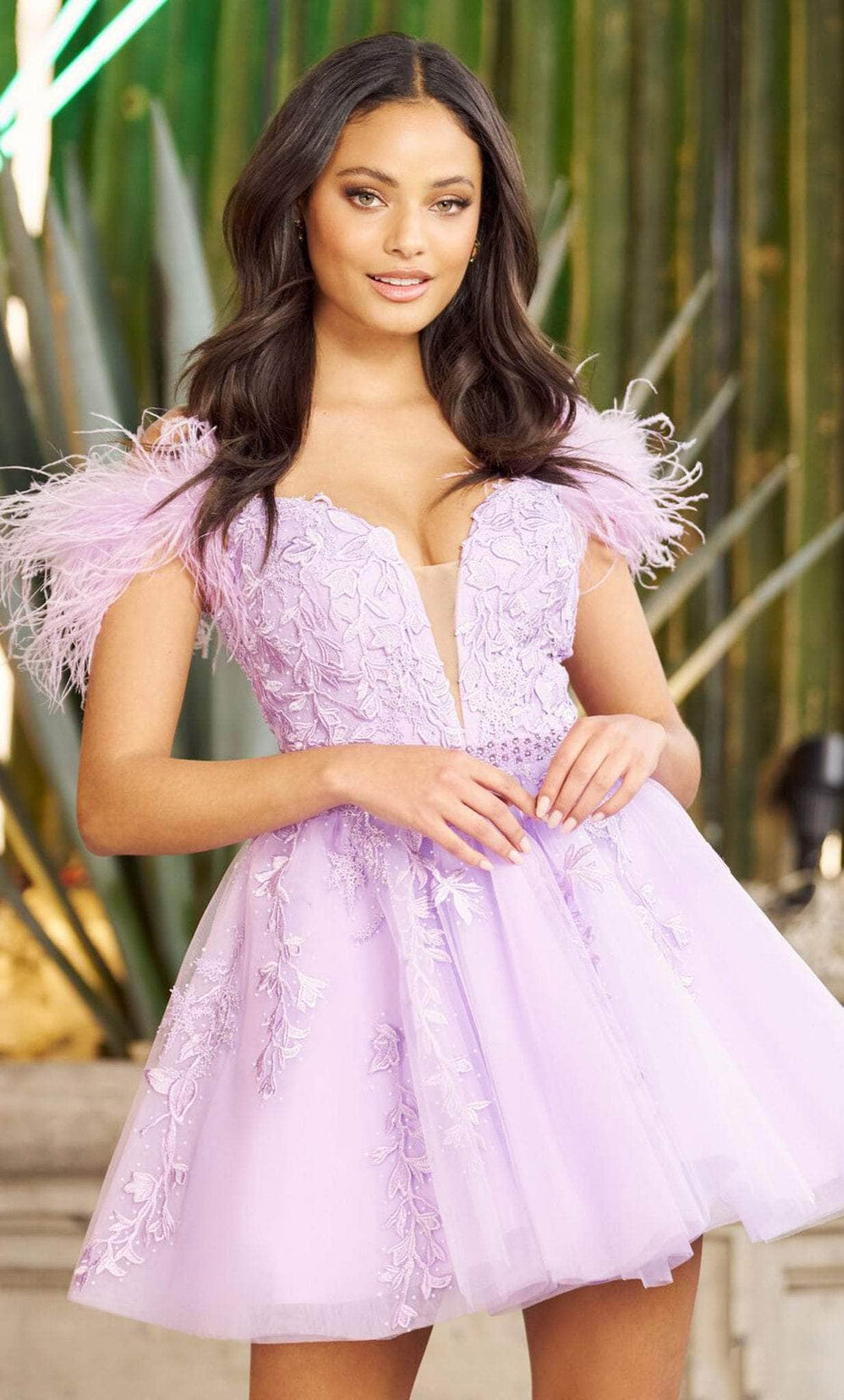 Sherri Hill 55656 - V-Neck Feathered Sleeve Cocktail Dress Cocktail Dresses