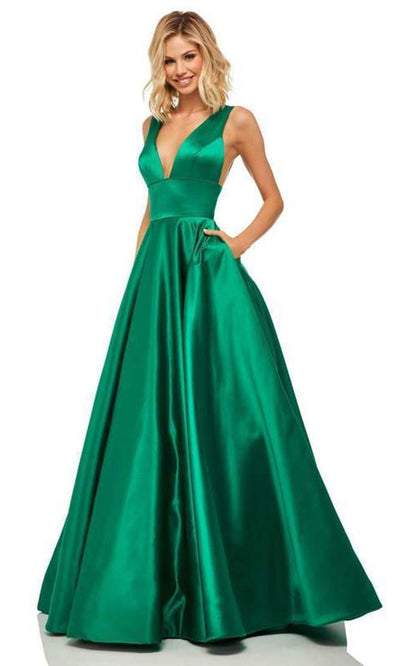 Sherri Hill - Sleeveless Deep V-neck A-line Dress In Green