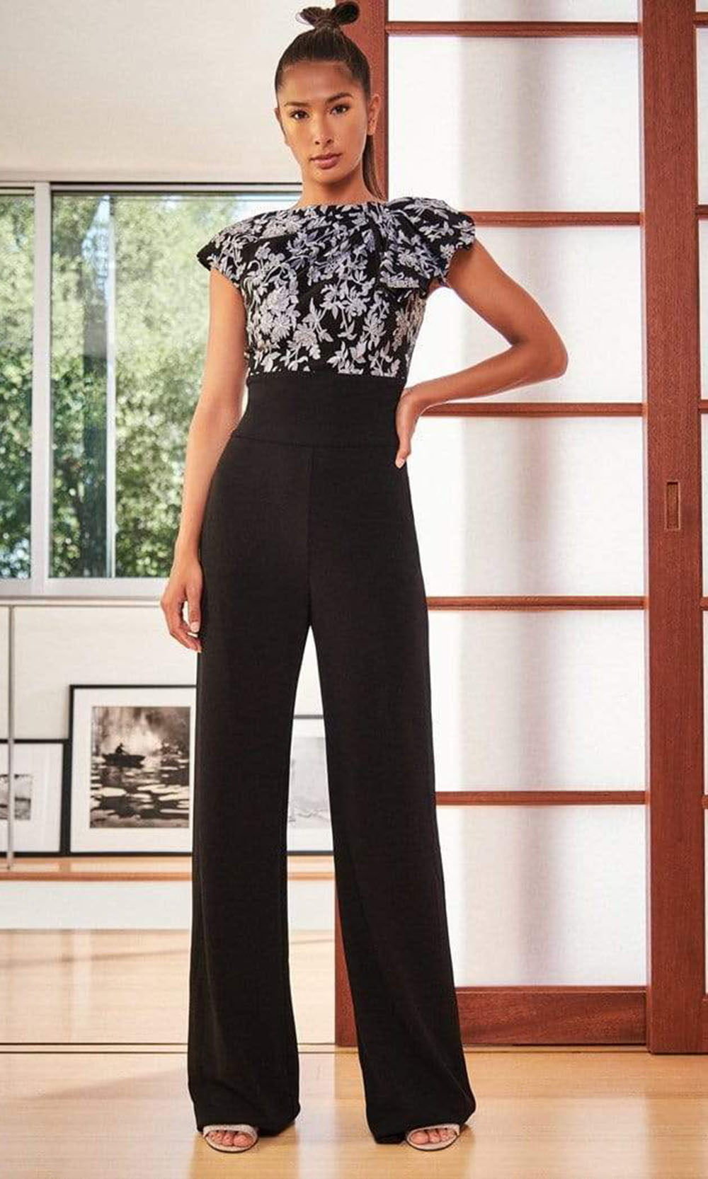 Tadashi Shoji - BPV20557YSC Leaf Motif Top High Waist Pantsuit In Black and White