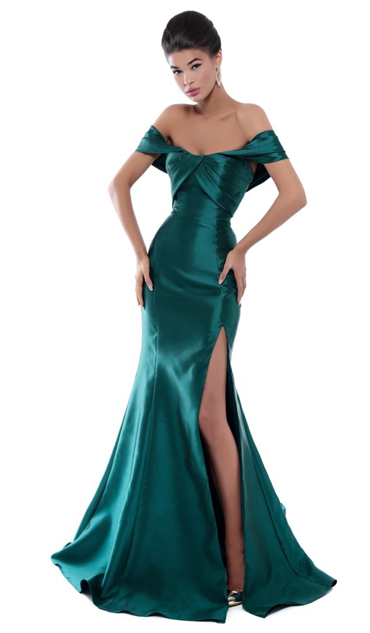 Tarik Ediz - 50448 Pleated Off-Shoulder Mermaid Dress In Green