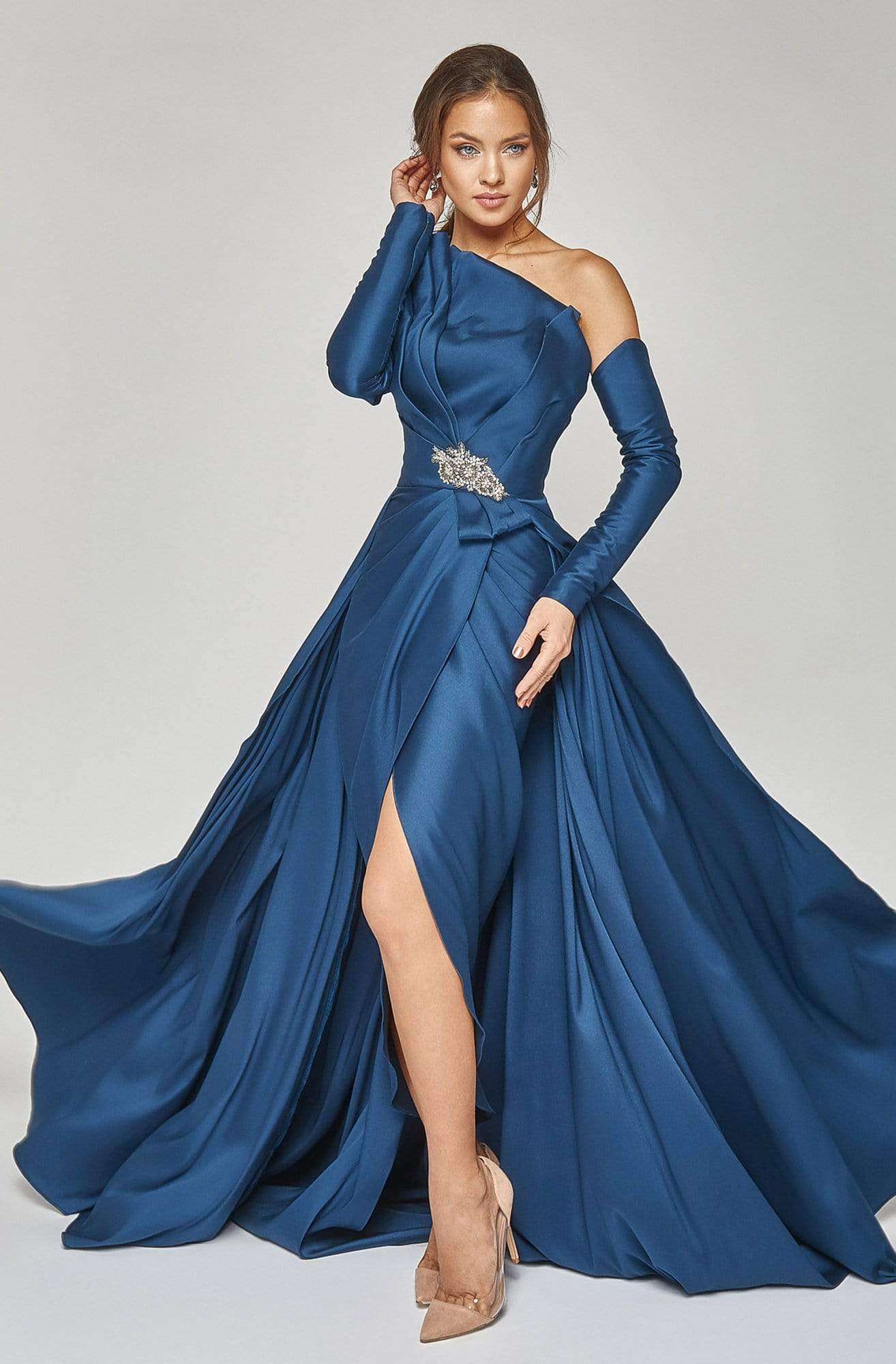 Terani Couture - 1921E0143 Pleated Asymmetric Neck Wrap Skirt Gown Evening Dresses 00 / Teal